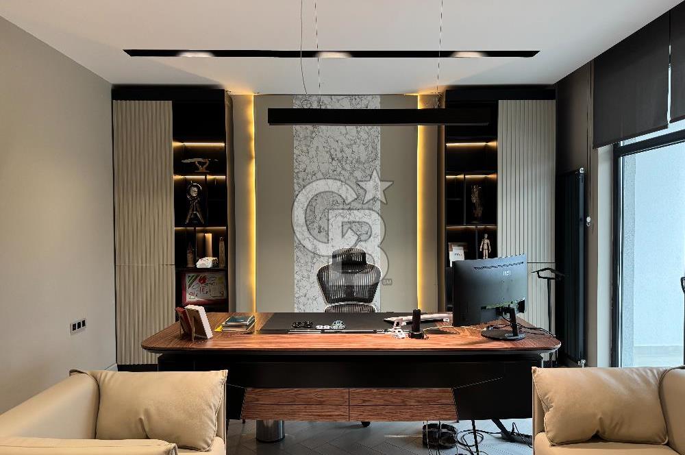 YAŞAMKENTTE 425 M² ASANSÖRLÜ SATILIK LÜKS YAPILI ŞİRKET BİNASI