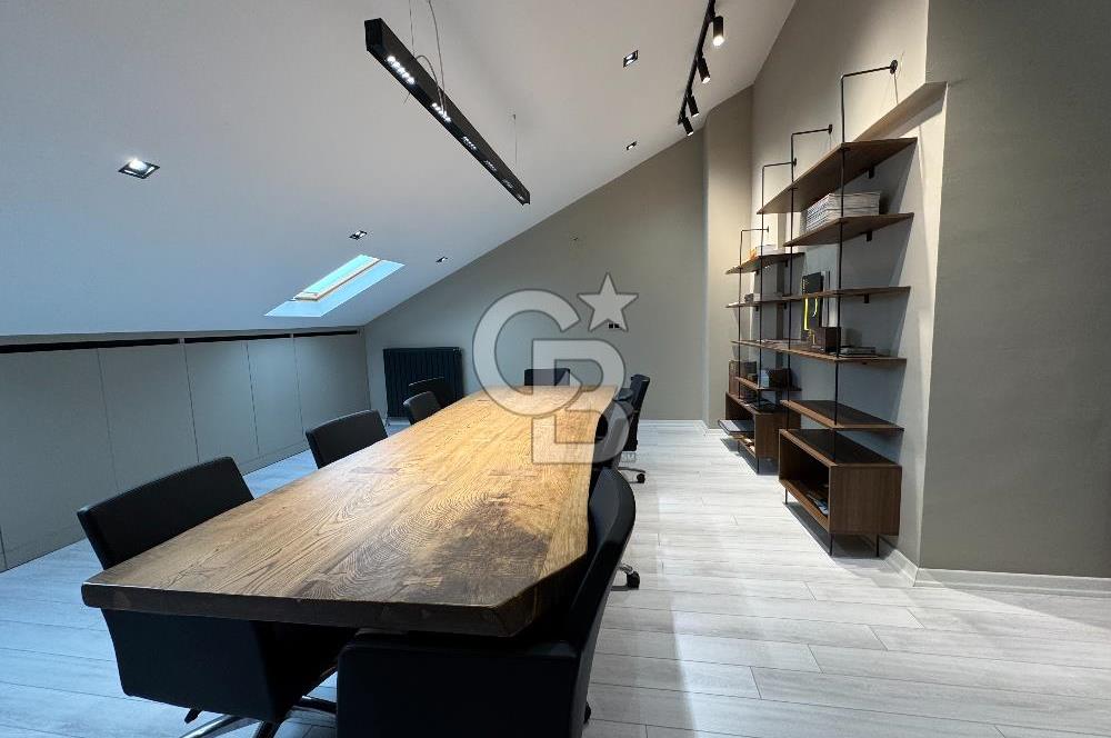 YAŞAMKENTTE 425 M² ASANSÖRLÜ SATILIK LÜKS YAPILI ŞİRKET BİNASI
