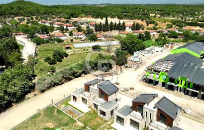 Urla Kuşçular Privatus Evleri Özel Tasarımlı 5+2 Villa Satılık