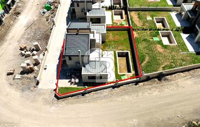 Urla Kuşçular Privatus Evleri Özel Tasarımlı 5+2 Villa Satılık