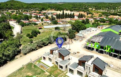 Urla Kuşçular Privatus Evleri Özel Tasarımlı 5+2 Villa Satılık