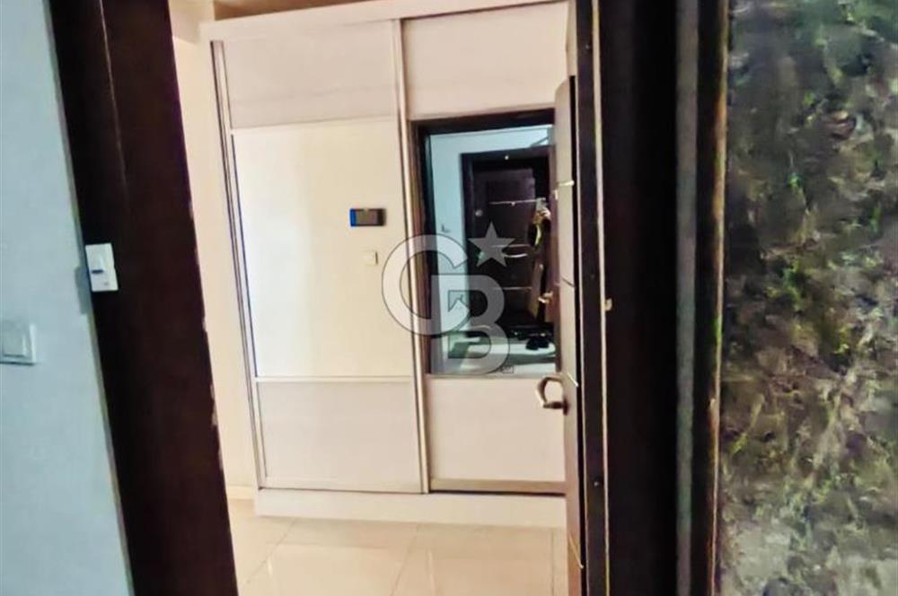 Bayraklı Anadolu Caddesi’nde Krediye Uygun Ferah Köşe 3+1