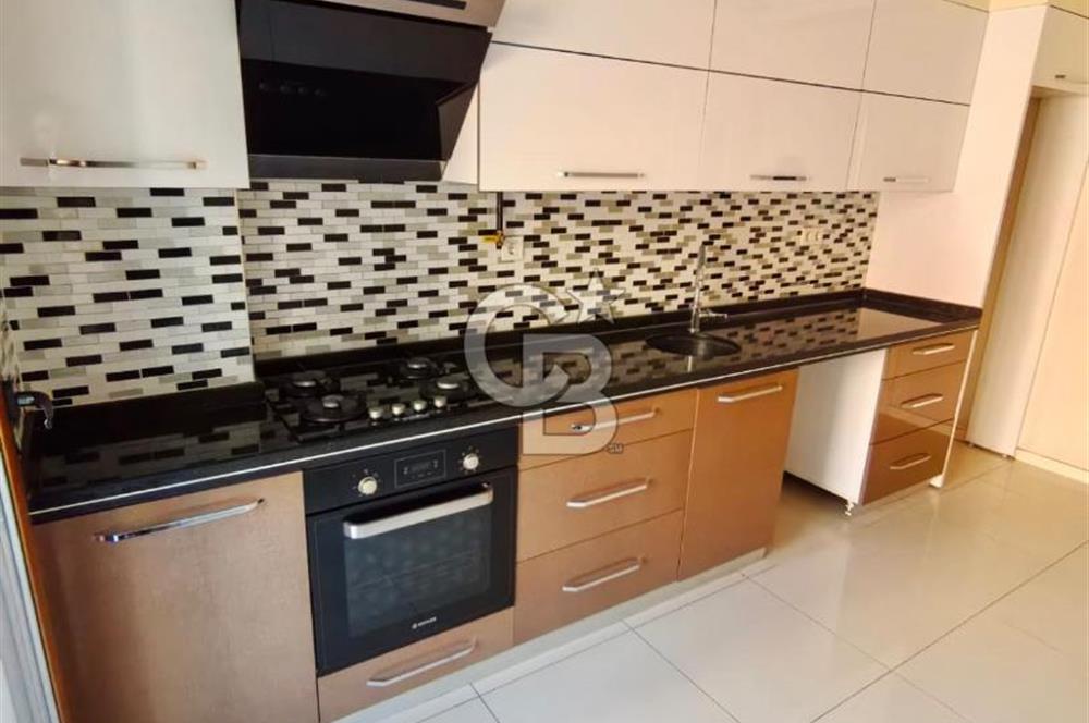 Bayraklı Anadolu Caddesi’nde Krediye Uygun Ferah Köşe 3+1