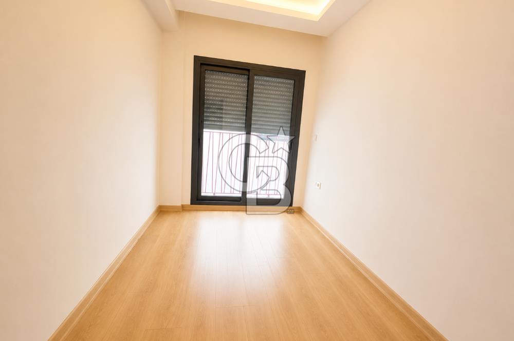 KARŞIYAKA KİRALIK 3+1 DAİRE TRAMVAY VE İZBANA YAKIN