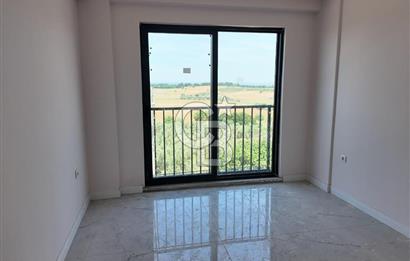 ÇANAKKALE ÇINARLI'DA BUTİK SİTEDE 4,5+1 KİRALIK VİLLA