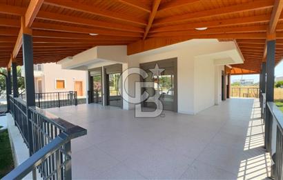 C.B. ROUTE | SALİHLER MAH. | GENİŞ BAHÇELİ, VERANDALI 5+1 VİLLA