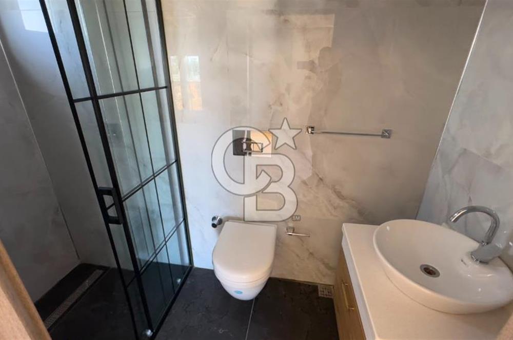 C.B. ROUTE | SALİHLER MAH. | GENİŞ BAHÇELİ, VERANDALI 5+1 VİLLA