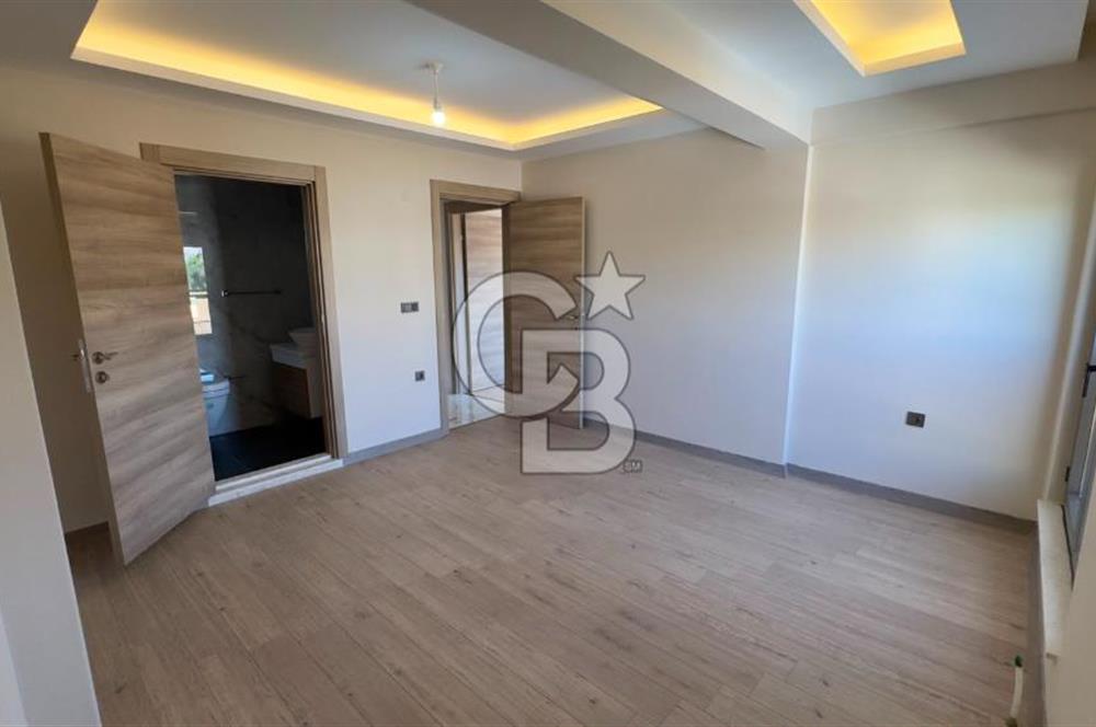 C.B. ROUTE | SALİHLER MAH. | GENİŞ BAHÇELİ, VERANDALI 5+1 VİLLA