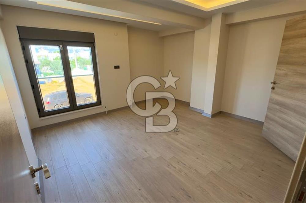 C.B. ROUTE | SALİHLER MAH. | GENİŞ BAHÇELİ, VERANDALI 5+1 VİLLA