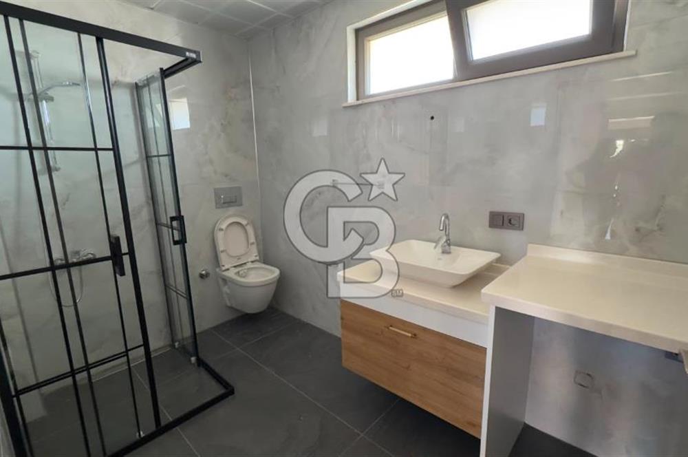 C.B. ROUTE | SALİHLER MAH. | GENİŞ BAHÇELİ, VERANDALI 5+1 VİLLA