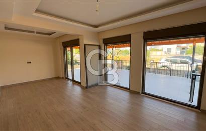 C.B. ROUTE | SALİHLER MAH. | GENİŞ BAHÇELİ, VERANDALI 5+1 VİLLA