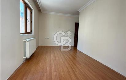 ŞEHİTLER CADDE ÜZERİ KATTA KİRALIK 2+1 DAİRE