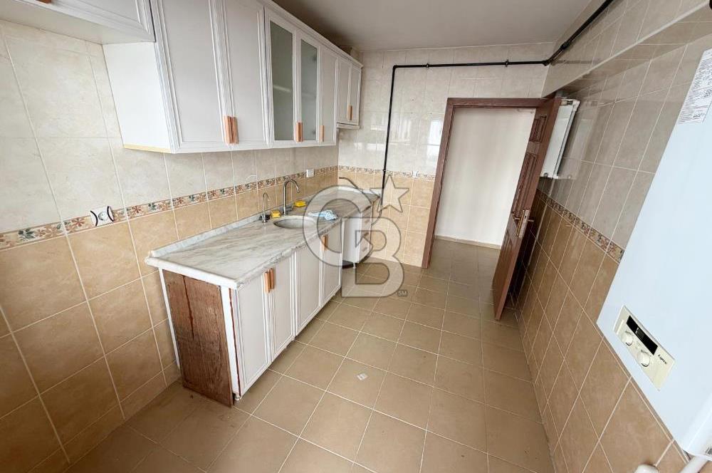 ŞEHİTLER CADDE ÜZERİ KATTA KİRALIK 2+1 DAİRE