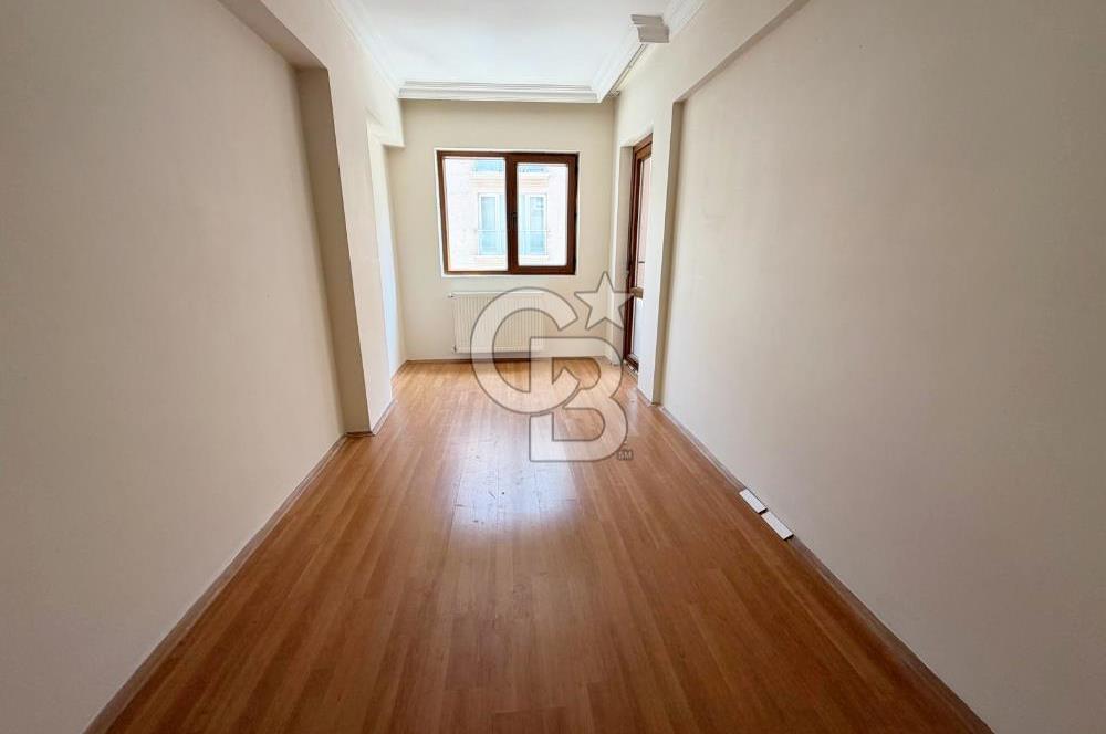 ŞEHİTLER CADDE ÜZERİ KATTA KİRALIK 2+1 DAİRE