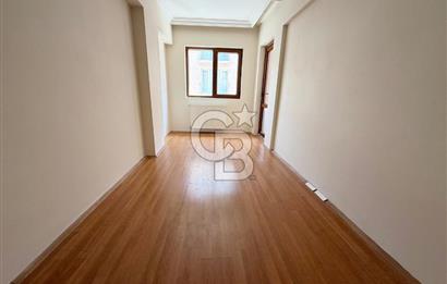 ŞEHİTLER CADDE ÜZERİ KATTA KİRALIK 2+1 DAİRE
