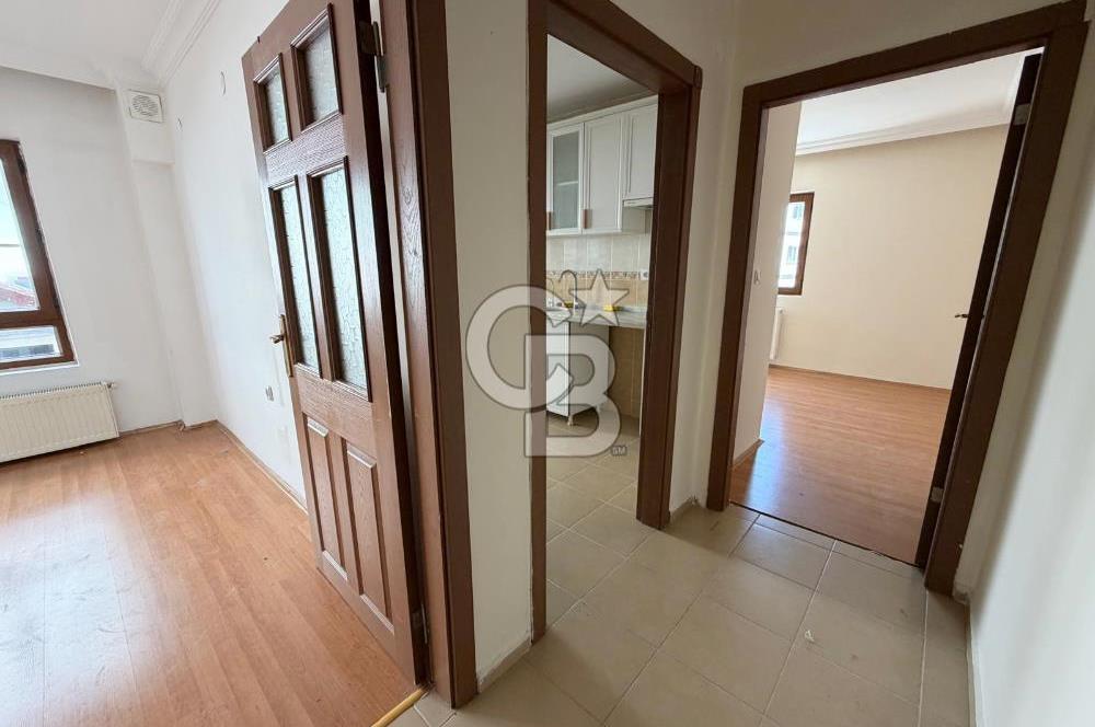 ŞEHİTLER CADDE ÜZERİ KATTA KİRALIK 2+1 DAİRE