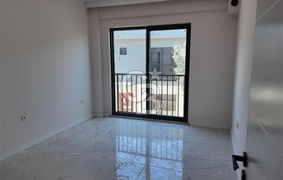ÇANAKKALE ÇINARLI'DA BUTİK SİTEDE 4,5+1 KİRALIK VİLLA
