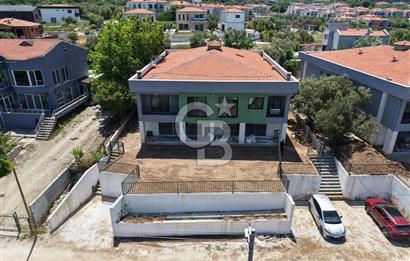 ÇANAKKALE ÇINARLI'DA BUTİK SİTEDE 4,5+1 KİRALIK VİLLA
