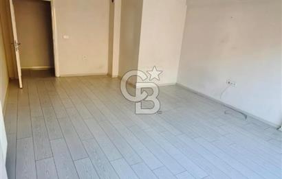Bayraklı Anadolu Caddesi’nde Krediye Uygun Ferah Köşe 3+1