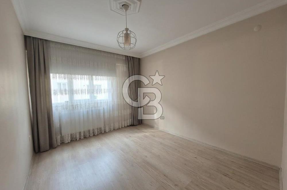 İhsaniye Kanuni Caddesinde Kullanışlı Bakımlı 3+1 Daire