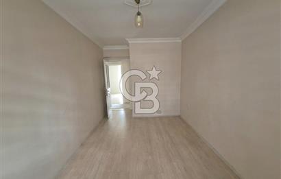 İhsaniye Kanuni Caddesinde Kullanışlı Bakımlı 3+1 Daire