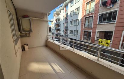 İhsaniye Kanuni Caddesinde Kullanışlı Bakımlı 3+1 Daire