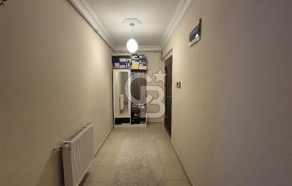 İhsaniye Kanuni Caddesinde Kullanışlı Bakımlı 3+1 Daire
