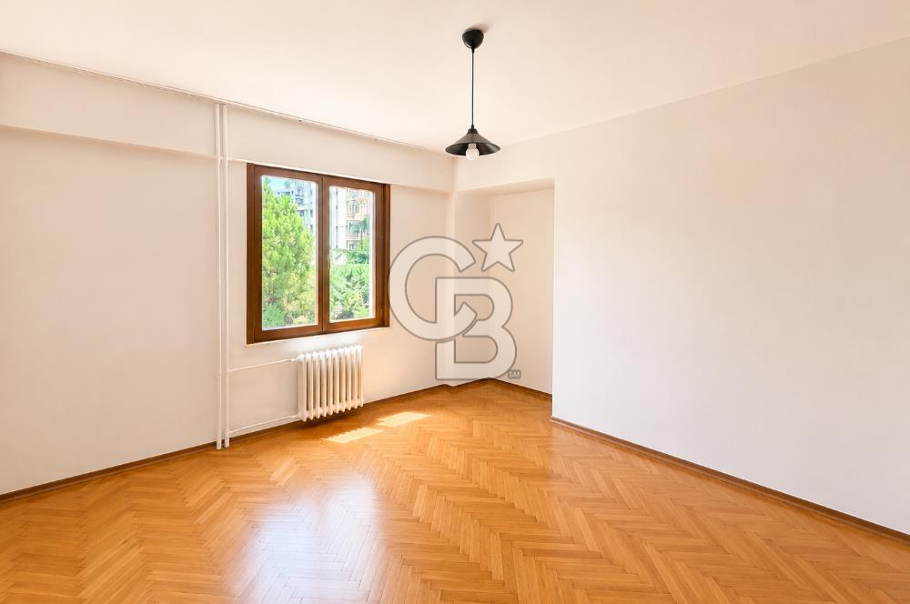 BAYAR CADDESİNDE MERKEZİ TEMİZ FERAH DAİRE