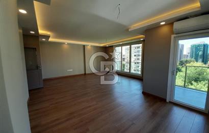 BAĞDAT CADDESİ ERENKÖY DİVAN'IN SOKAĞINDA 3+1 KİRALIK DAİRE