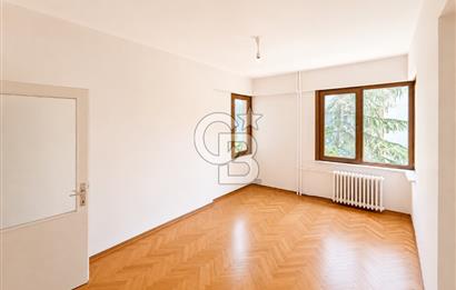 BAYAR CADDESİNDE MERKEZİ TEMİZ FERAH DAİRE