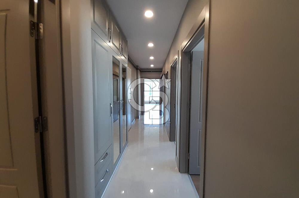 BAĞDAT CADDESİ ERENKÖY DİVAN'IN SOKAĞINDA 3+1 KİRALIK DAİRE