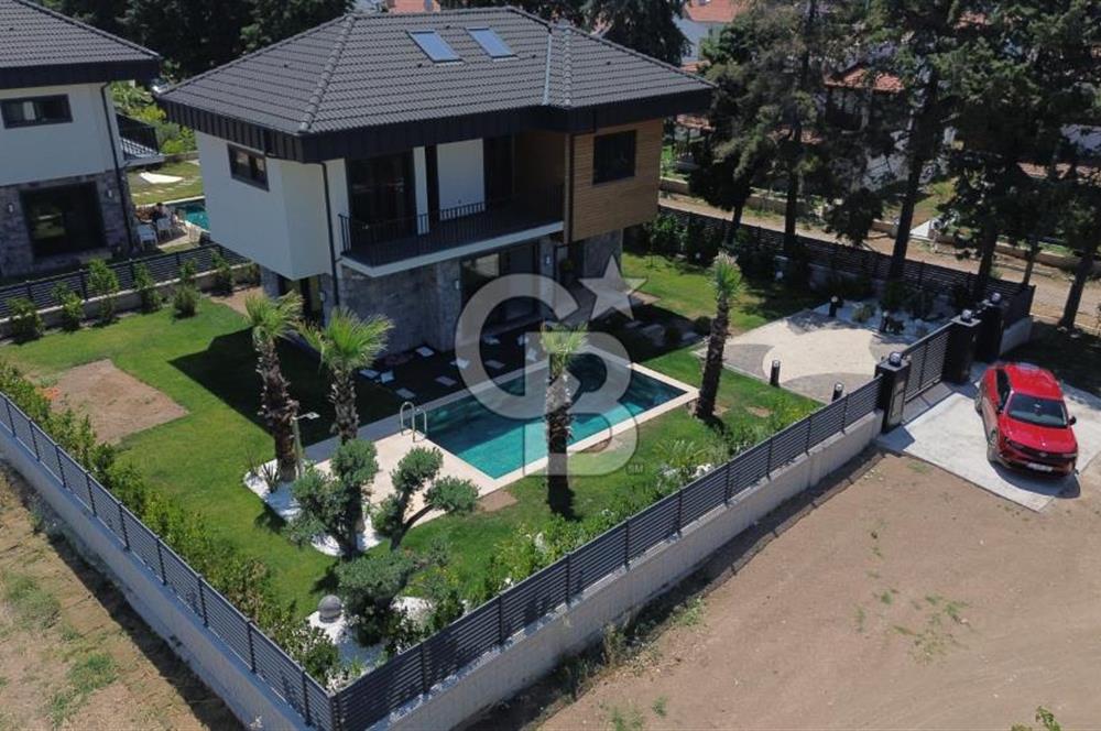 GEYİKLİ ODUNLUK İSKELEDE MÜSTAKİL HAVUZLU SATILIK VİLLA