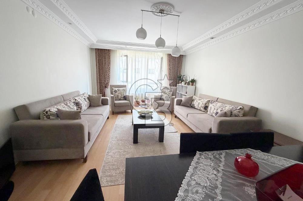 SULTAN FATİH VE ŞEHİTLER CADDE DİBİ ARA KATTA SATILIK 3+1 DAİRE