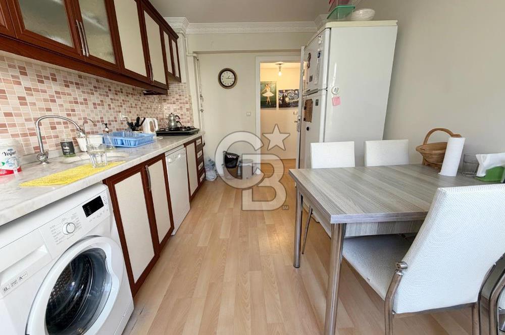 SULTAN FATİH VE ŞEHİTLER CADDE DİBİ ARA KATTA SATILIK 3+1 DAİRE