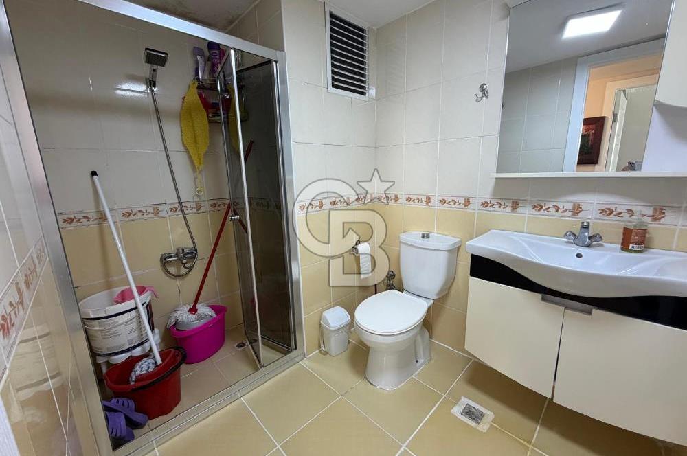 SULTAN FATİH VE ŞEHİTLER CADDE DİBİ ARA KATTA SATILIK 3+1 DAİRE