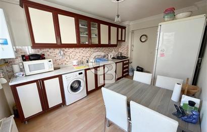 SULTAN FATİH VE ŞEHİTLER CADDE DİBİ ARA KATTA SATILIK 3+1 DAİRE