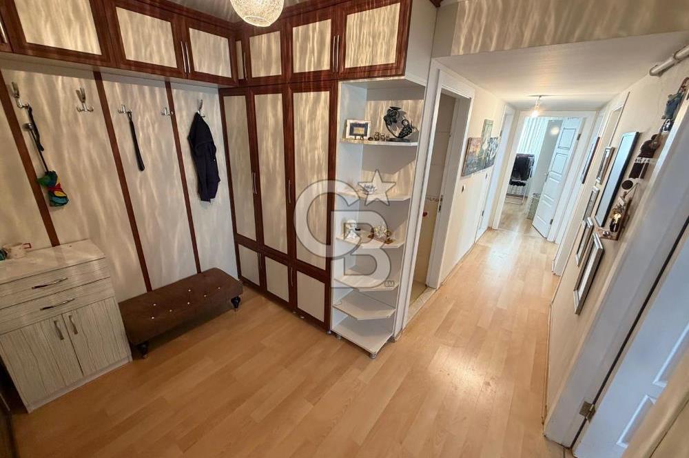 SULTAN FATİH VE ŞEHİTLER CADDE DİBİ ARA KATTA SATILIK 3+1 DAİRE
