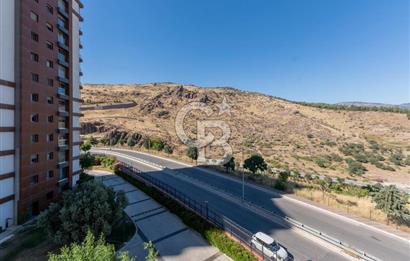 Karşıyaka 360 Sitesi nde 1+1 Eşyalı Kiralık Daire