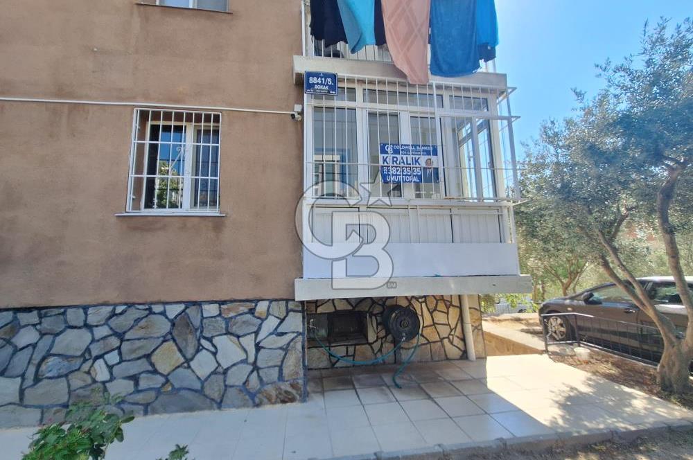 İzkent' te Tadilatlı, Bol Depolamalı, Güneş Alan Daire