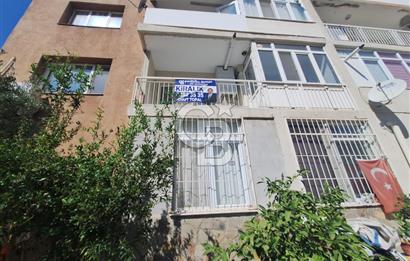 İzkent' te Tadilatlı, Bol Depolamalı, Güneş Alan Daire