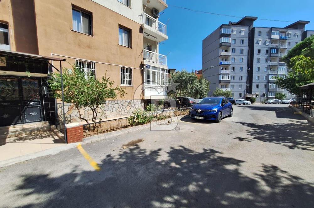 İzkent' te Tadilatlı, Bol Depolamalı, Güneş Alan Daire