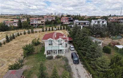 SATILIK MÜSTAKIL PARSEL TEK TAPU 750M2 ARSA DUBLEX 4.5+1+1 GARAJ