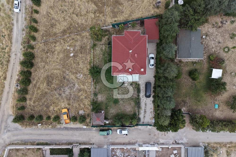 SATILIK MÜSTAKIL PARSEL TEK TAPU 750M2 ARSA DUBLEX 4.5+1+1 GARAJ