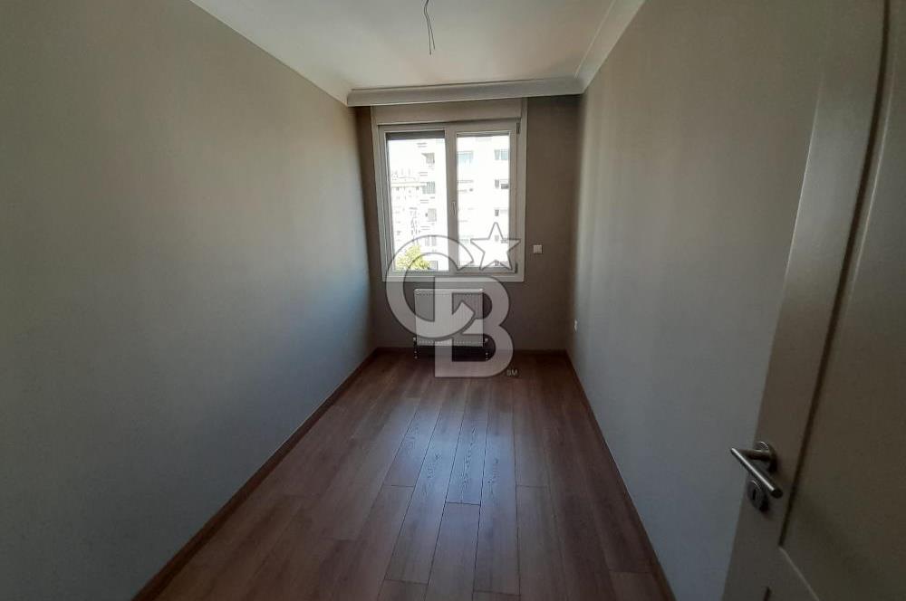 BAĞDAT CADDESİ ERENKÖY DİVAN'IN SOKAĞINDA 3+1 KİRALIK DAİRE