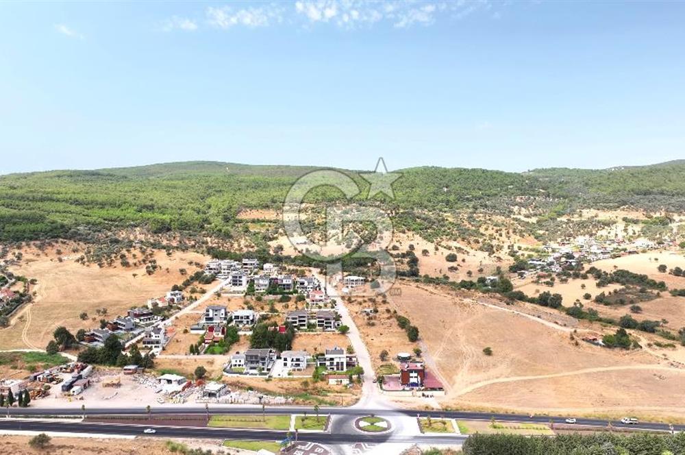 Güzelbahçe Çamlı 746m² Arsa Üzerinde Natamam 4+1 Villa Satılık