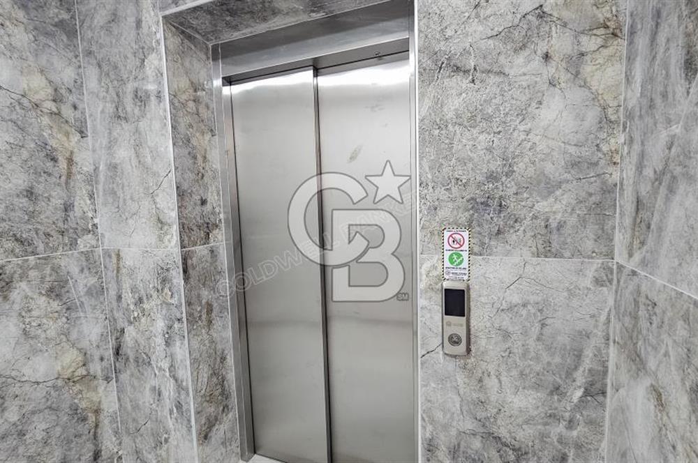 Kuşadası İkiçeşmelik te havuzlu sitede satılık 2+1 daire