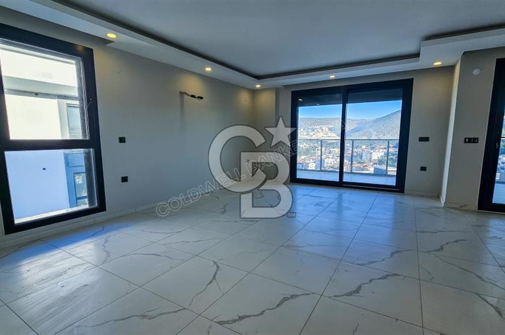 Kuşadası İkiçeşmelik te havuzlu sitede satılık 2+1 daire