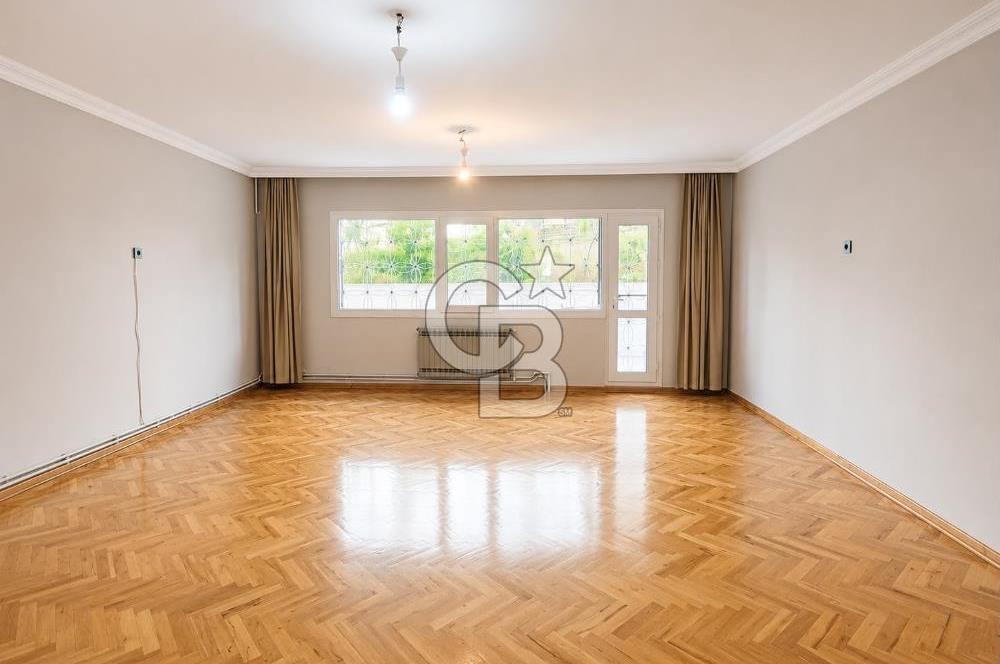Konak Karataş Gama Sitesi İçerisinde Geniş3+1 Otoparklı Daire