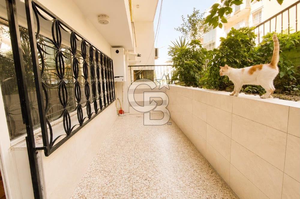 Konak Karataş Gama Sitesi İçerisinde Geniş3+1 Otoparklı Daire