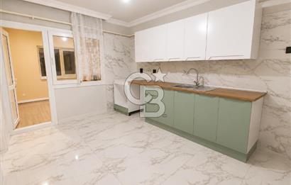 Konak Karataş Gama Sitesi İçerisinde Geniş3+1 Otoparklı Daire